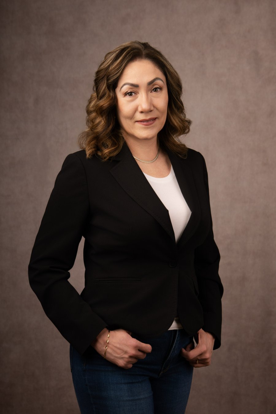 Professional headshot of Elizabeth Aragon photographed in Langley, BC