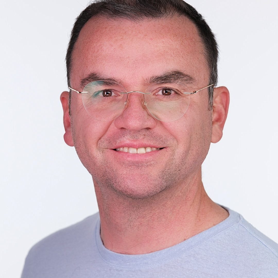 Volkan Caglar, headshot photographer and owner of Volkan Photography in Langley BC